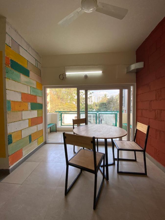 Rove By Boston Living Hostel Hyderabad Luaran gambar
