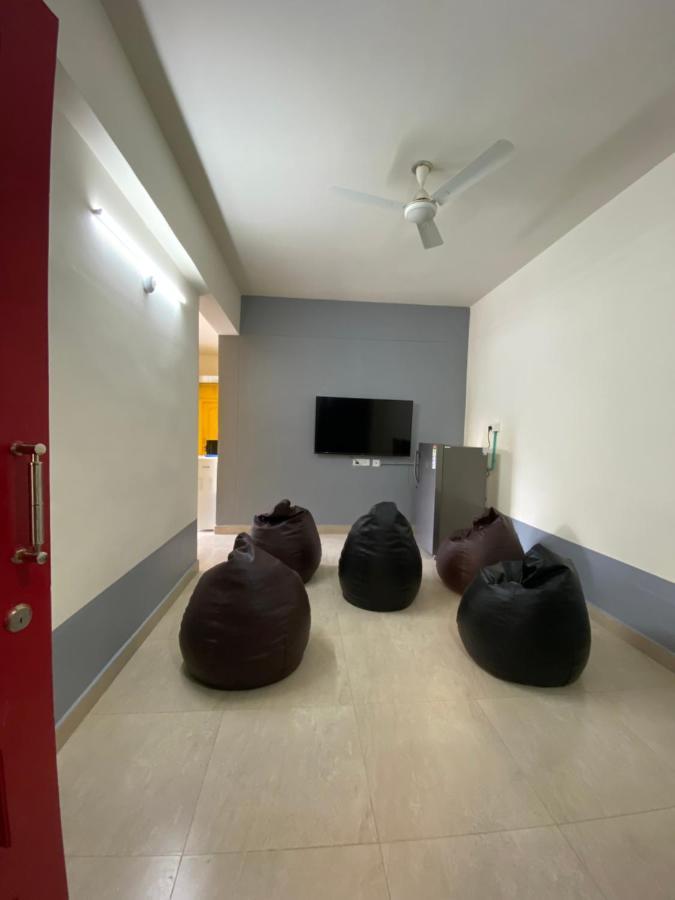 Rove By Boston Living Hostel Hyderabad Luaran gambar