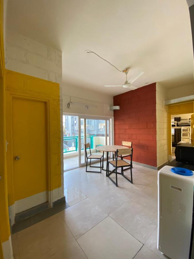 Rove By Boston Living Hostel Hyderabad Luaran gambar
